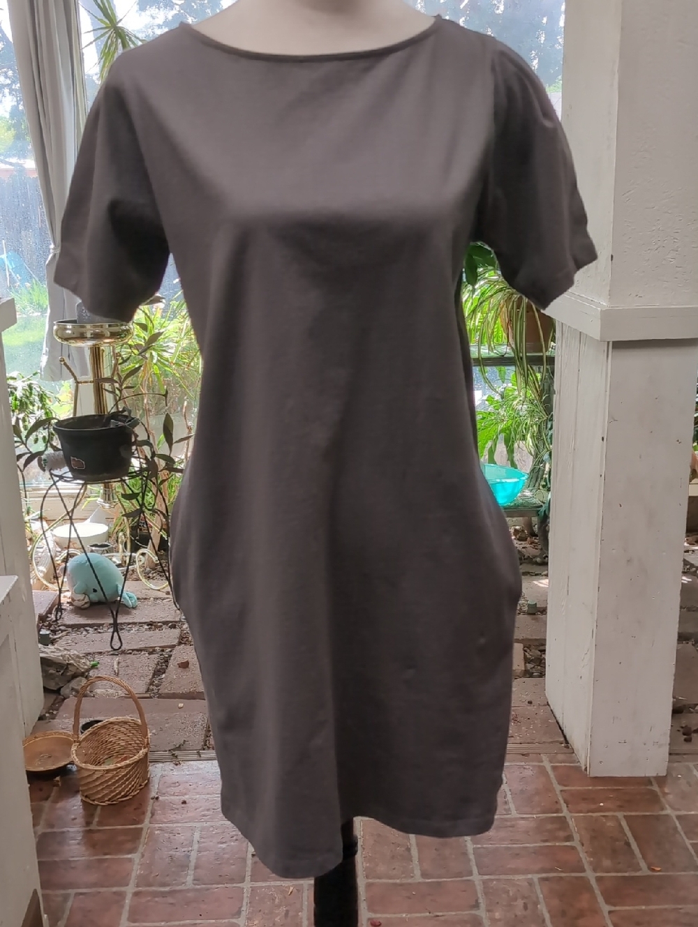 Women's Charcoal Midi T-Shirt Dress - Classic Casual